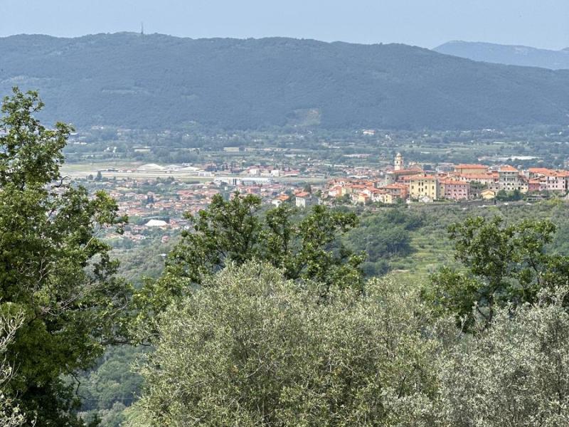 veduta di castelnuovo magra